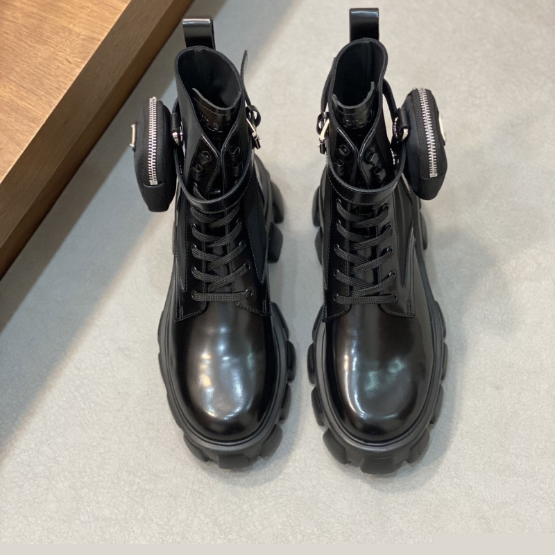 Pra*a casual shoes
